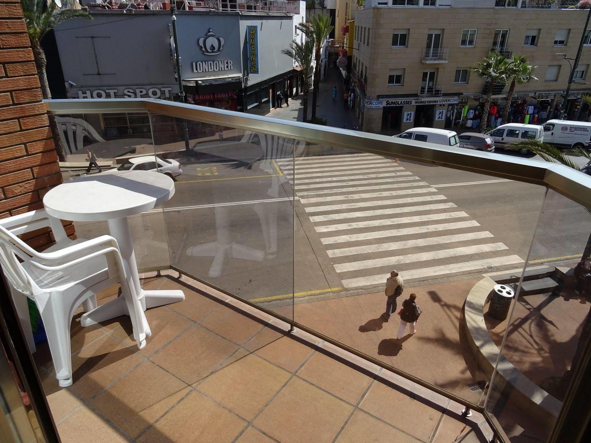 Blanco Y Negro Apartments Lloret de Mar Dış mekan fotoğraf